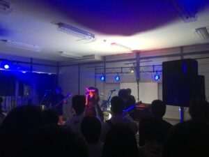 篠崎高校軽音楽部